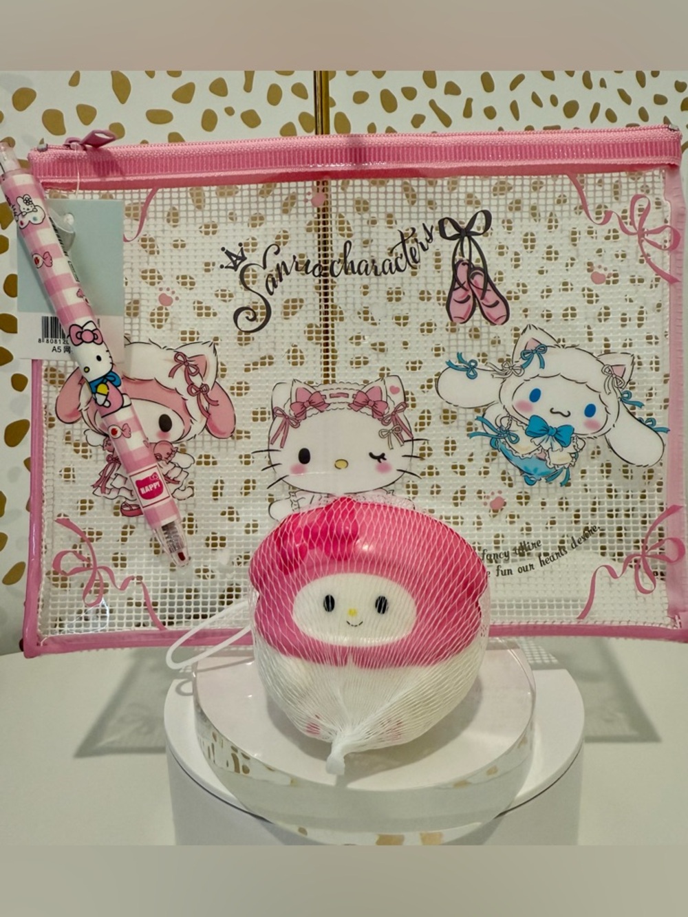 Sanrio Hello Kitty Pink or Kuromi Purple Zipper Pouch w/Character Pen & Squishy